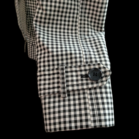 Authentic Coach Gingham Short Trench - Picture 6 of 12